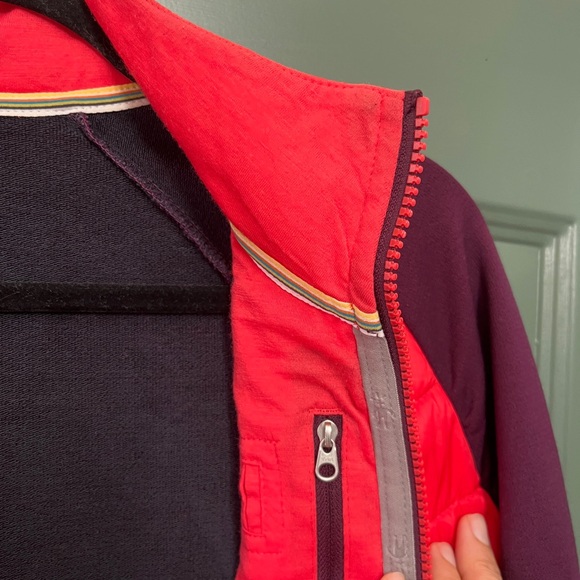 Smartwool puff Women's Red and Purple Jacket - Picture 4 of 13